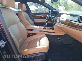 2014 BMW 7 Series Sedan 750Li xDrive - miniatura 8