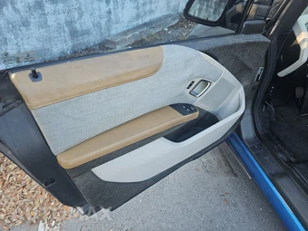 2014 BMW i3 w/Range Extender w/Rear Doors GIGA WORLD - miniatura 9