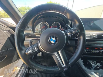 2014 BMW M5 Sedan - miniatura 10
