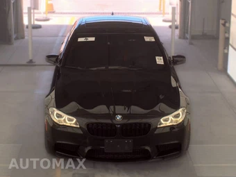 2014 BMW M5 Sedan - miniatura 2