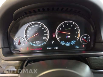 2014 BMW M5 Sedan – miniatura 9
