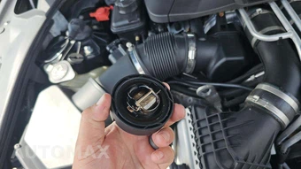 2014 BMW M6 Coupe - miniatura 18
