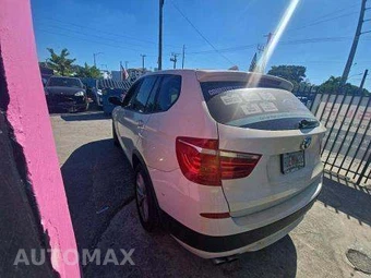 2014 BMW X3 Sports Activity Vehicle xDrive28i – miniatura 2