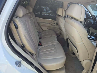 2014 BMW X5 Sports Activity Vehicle xDrive50i - miniatura 14