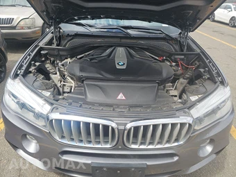 2014 BMW X5 Sports Activity Vehicle xDrive50i M SPORT LINE - miniatura 16