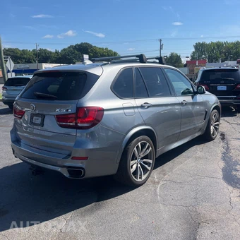 2014 BMW X5 Sports Activity Vehicle xDrive50i M SPORT LINE - miniatura 17