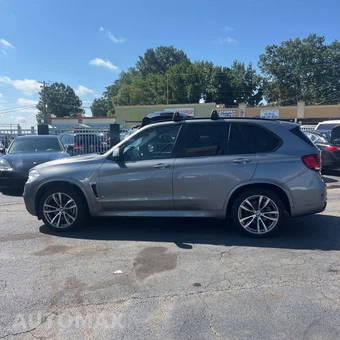 2014 BMW X5 Sports Activity Vehicle xDrive50i M SPORT LINE - miniatura 20