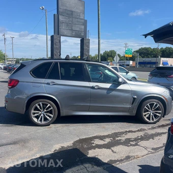 2014 BMW X5 Sports Activity Vehicle xDrive50i M SPORT LINE - miniatura 23