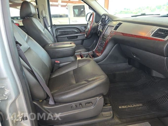 2014 Cadillac Escalade ESV Luxury 1SB - miniatura 8