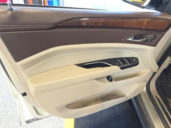 2014 Cadillac SRX Luxury Collection 1SB – miniatura 9