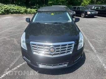 2014 Cadillac XTS Professional Coachbuilder Limousine 1SG - miniatura 12
