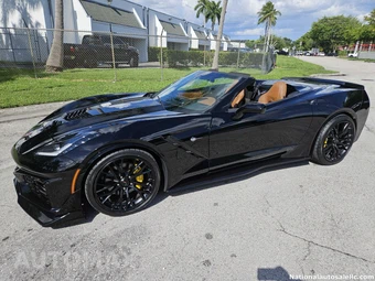 2014 Chevrolet Corvette Stingray Convertible 3LT - miniatura 3