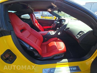 2014 Chevrolet Corvette Stingray Coupe 2LT - miniatura 13