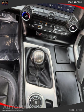 2014 Chevrolet Corvette Stingray Z51 Convertible 3LT - miniatura 17