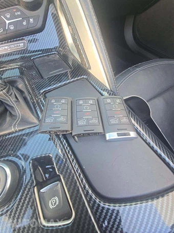 2014 Chevrolet Corvette Stingray Z51 Convertible 3LT - miniatura 5