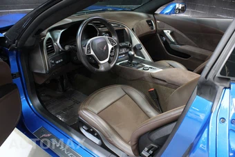2014 Chevrolet Corvette Stingray Z51 Coupe 3LT - miniatura 36