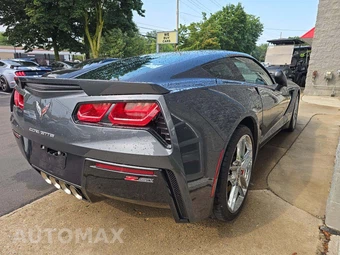 2014 Chevrolet Corvette Stingray Z51 Coupe 3LT - miniatura 3