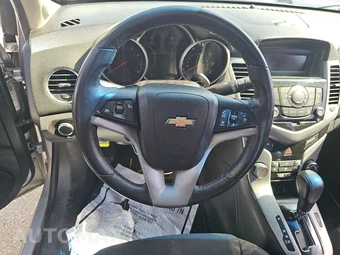 2014 Chevrolet Cruze 1LT 1SD - miniatura 10