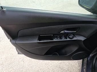 2014 Chevrolet Cruze 1LT 1SD – miniatura 9