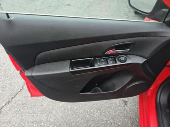 2014 Chevrolet Cruze 1LT 1SD – miniatura 9