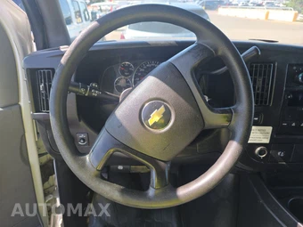 2014 Chevrolet Express 1500 Cargo Van 1WT 135.0" WB – miniatura 10