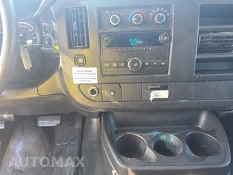 2014 Chevrolet Express 1500 Cargo Van 1WT 135.0" WB – miniatura 11