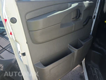 2014 Chevrolet Express 1500 Cargo Van 1WT 135.0" WB – miniatura 9