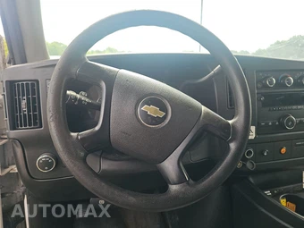 2014 Chevrolet Express 1500 Cargo Van 1WT 135.0" WB - miniatura 10