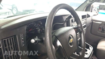2014 Chevrolet Express 1500 Cargo Van 1WT 135.0" WB - miniatura 25