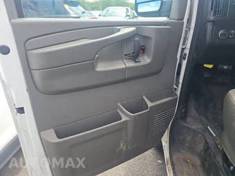 2014 Chevrolet Express 1500 Cargo Van 1WT 135.0" WB - miniatura 9