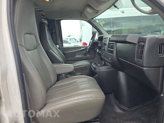 2014 Chevrolet Express 1500 Cargo Van 1WT 135.0" WB - miniatura 8