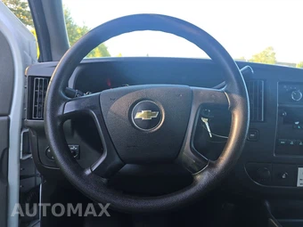 2014 Chevrolet Express 1500 Cargo Van 1WT 135.0" WB - miniatura 10