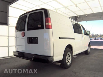 2014 Chevrolet Express 1500 Cargo Van 1WT 135.0" WB - miniatura 4