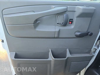 2014 Chevrolet Express 1500 Cargo Van 1WT 135.0" WB - miniatura 9