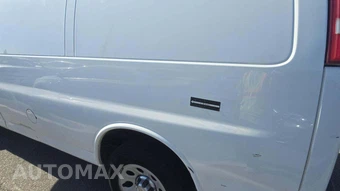 2014 Chevrolet Express 1500 Cargo Van 1WT 135.0" WB – miniatura 25