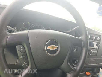 2014 Chevrolet Express 1500 Cargo Van 1WT 135.0" WB – miniatura 10