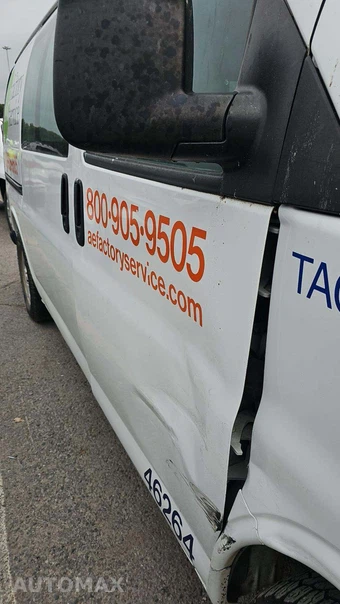 2014 Chevrolet Express 1500 Cargo Van 1WT 135.0" WB – miniatura 39