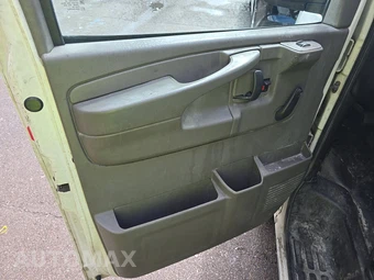 2014 Chevrolet Express 1500 Cargo Van 1WT 135.0" WB - miniatura 9