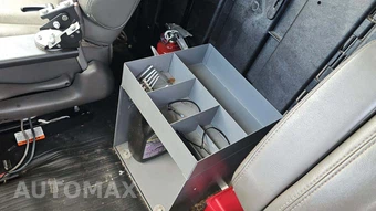 2014 Chevrolet Express 1500 Cargo Van 1WT 135.0" WB – miniatura 36