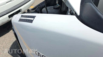 2014 Chevrolet Express 1500 Cargo Van 1WT 135.0" WB – miniatura 25