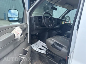 2014 Chevrolet Express 1500 Cargo Van 1WT 135.0" WB - miniatura 22