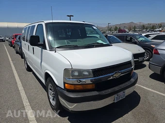 2014 Chevrolet Express 1500 Passenger Van LT 1LT 135.0" WB - miniatura 3