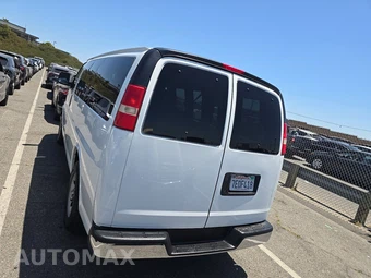 2014 Chevrolet Express 1500 Passenger Van LT 1LT 135.0" WB - miniatura 5