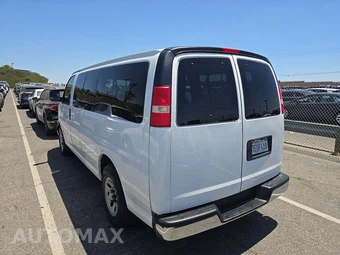 2014 Chevrolet Express 1500 Passenger Van LT 1LT 135.0" WB - miniatura 6