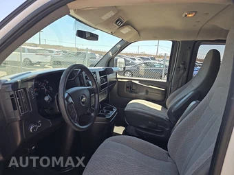 2014 Chevrolet Express 1500 Passenger Van LT 1LT 135.0" WB - miniatura 7