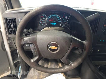 2014 Chevrolet Express 2500 Cargo Van 1WT 135.0" WB – miniatura 10