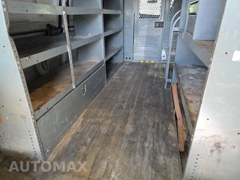 2014 Chevrolet Express 2500 Cargo Van 1WT 135.0" WB – miniatura 16