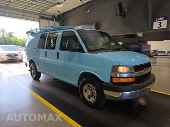 2014 Chevrolet Express 2500 Cargo Van 1WT 135.0" WB – miniatura 3
