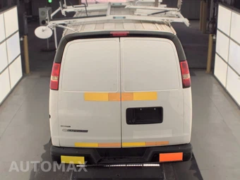 2014 Chevrolet Express 2500 Cargo Van 1WT 135.0" WB - miniatura 5