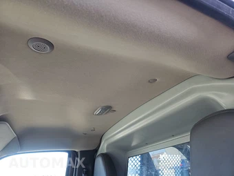 2014 Chevrolet Express 2500 Cargo Van 1WT 135.0" WB - miniatura 17